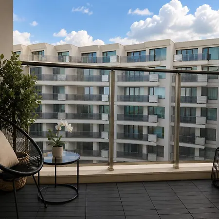 Skyline Lux - Seaview & Pool And Apartment Varna